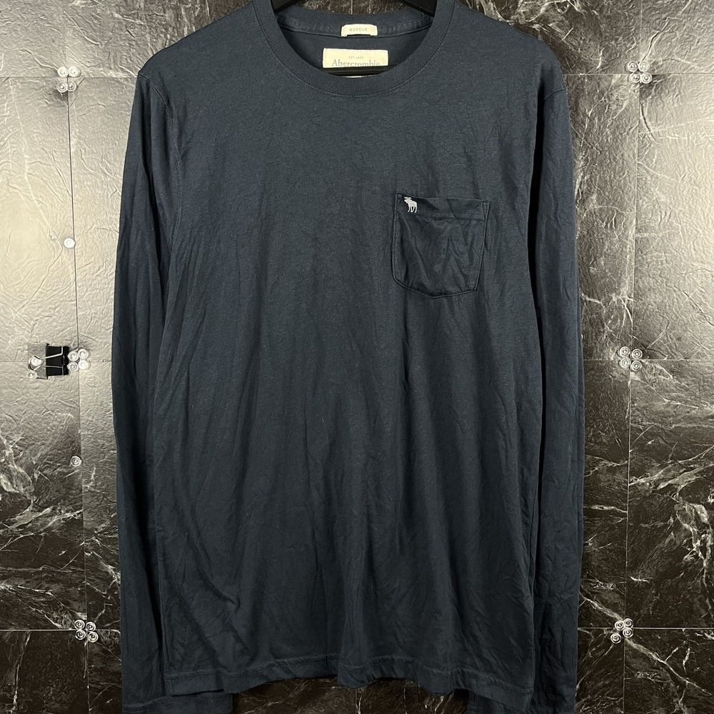 Abercrombie&Fitch Men's Blue Muscle Moose Sleeve Shirt Fits Medium